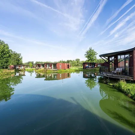 Near Tournai In Award-winning Park *