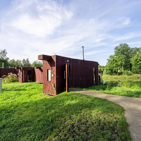 Feriehus Near Tournai In Award-winning Park