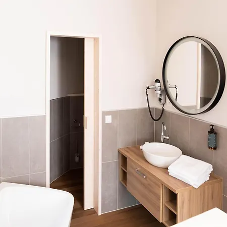 Feriehus Near Tournai In Award-winning Park *