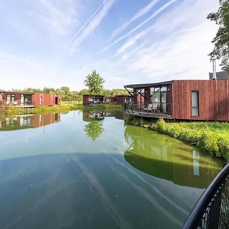 Feriehus Near Tournai In Award-winning Park Antoing