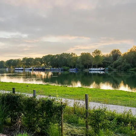 Near Tournai In Award-winning Park Antoing