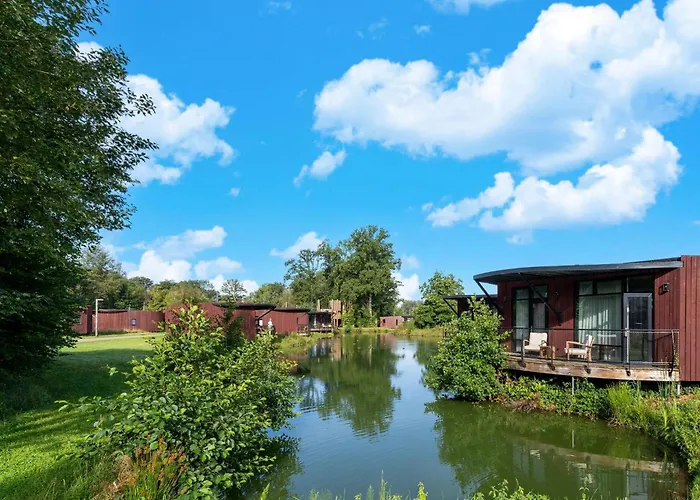 Ferienhaus Near Tournai In Award-winning Park *