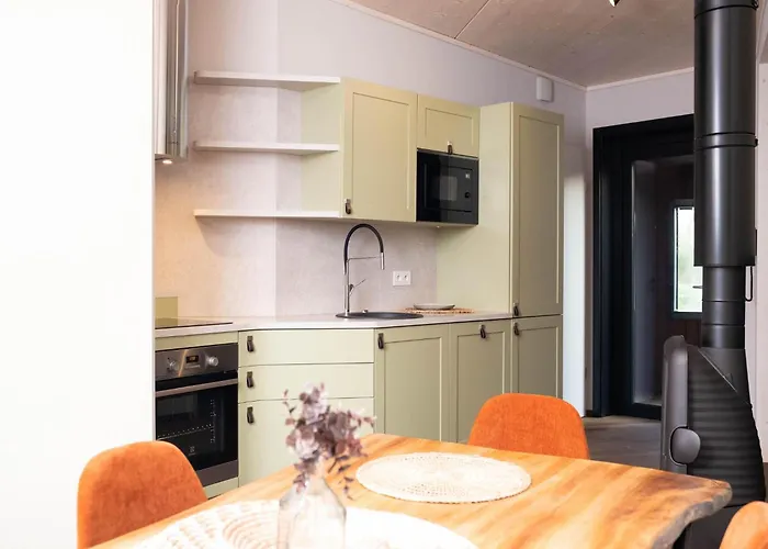 Near Tournai In Award-winning Park Ferienhaus