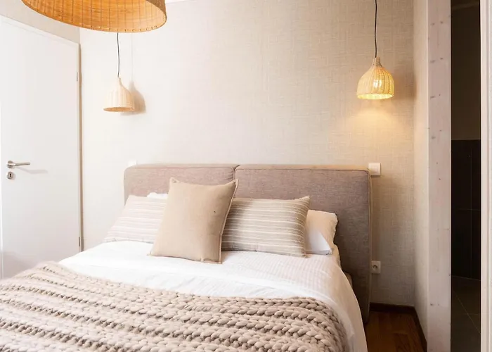 Near Tournai In Award-winning Park Ferienhaus *