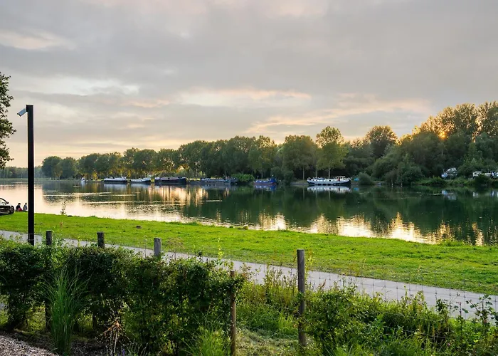 Near Tournai In Award-winning Park Antoing